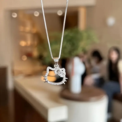 Collar de Hello Kitty – Colgante Lindo y Dulce